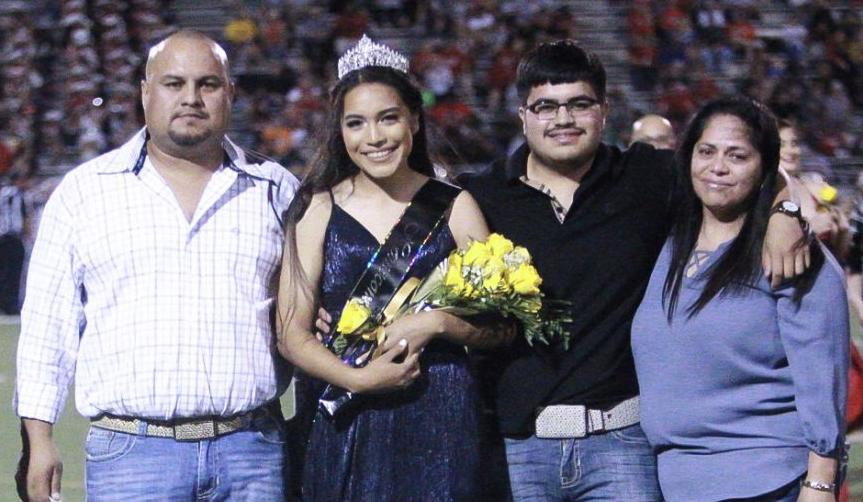 Kaufman High School crowns homecoming queen